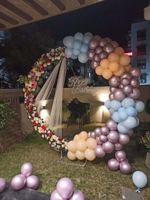 Flower & Balloon Ring Decoration